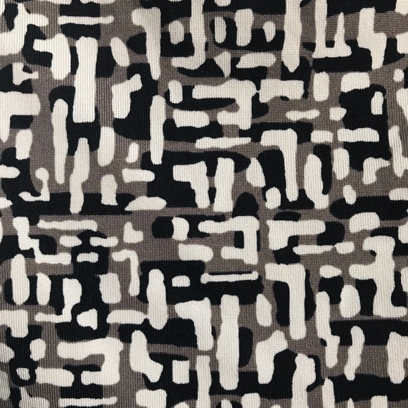 4/$20 Kim Rogers Petite PL Blouse Buckle Shoulder - Picture 4 of 8